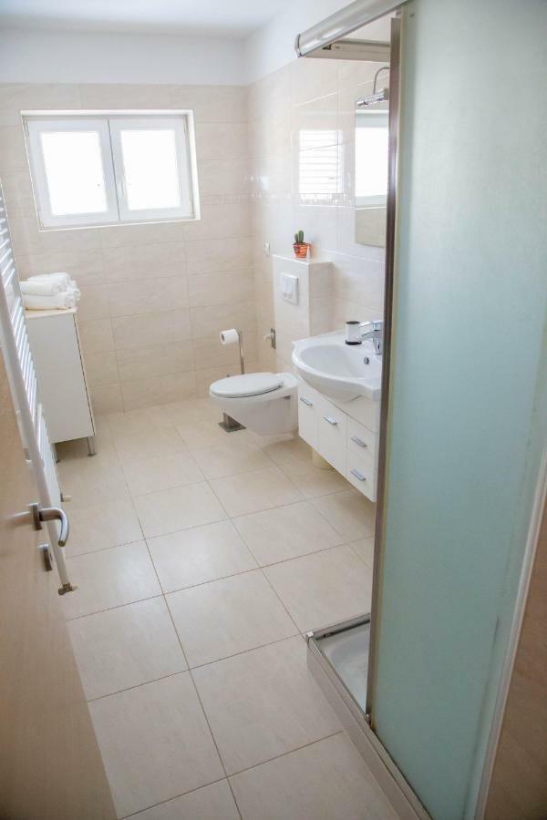Apartman Matea Apartment มาลินสกา ภายนอก รูปภาพ